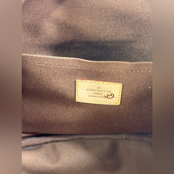 Louis Vuitton Sac Gymnastique Monogram Canvas Sport Bag(rare Find)PRICE IS FIRM! - Picture 11 of 16